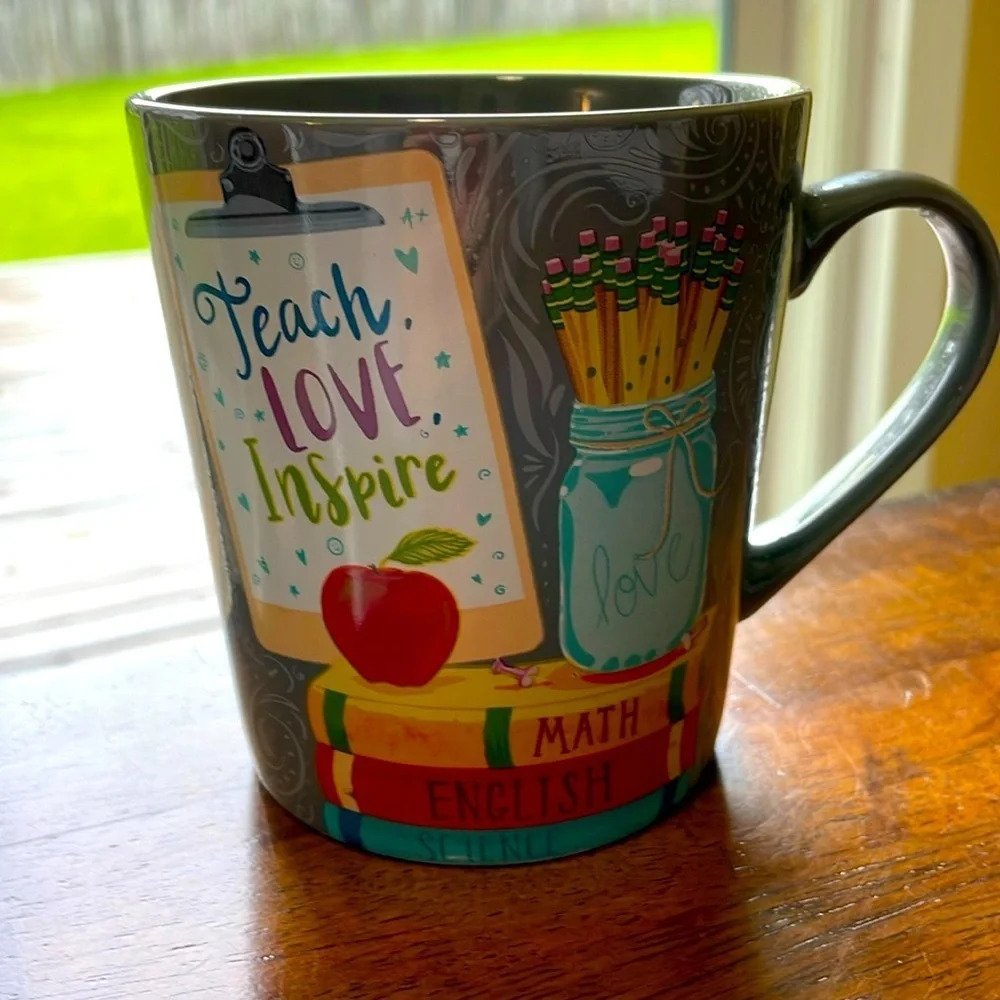 💰Teach Love Inspire mug - Picture 2 of 6